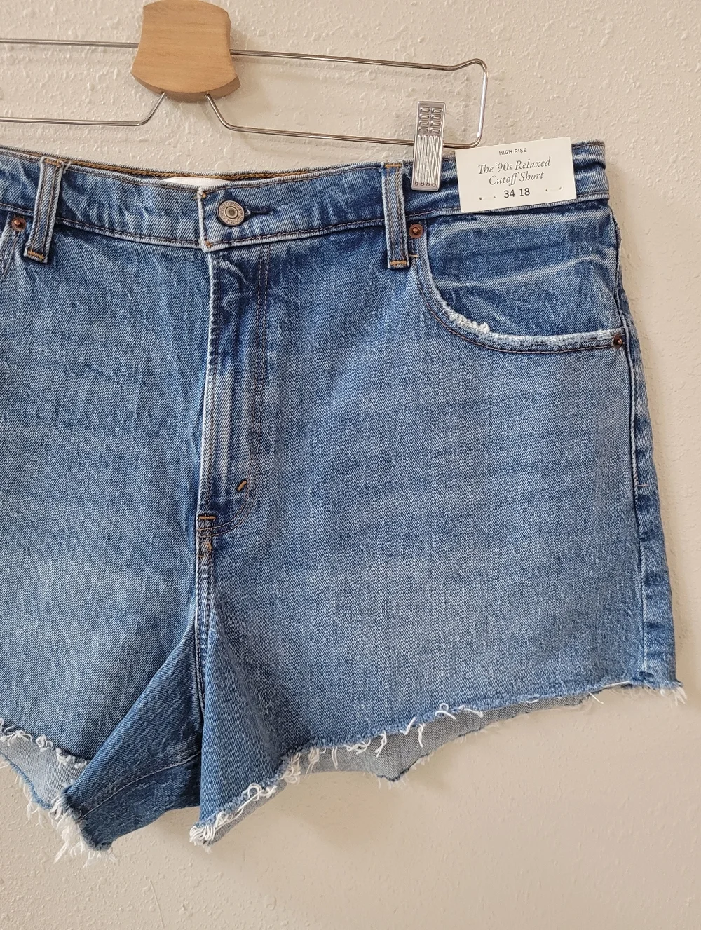 ABERCROMBIE & FITCH High Rise The '90s Relaxed Cut Off Short Size 34 l 18 - Picture 3 of 14